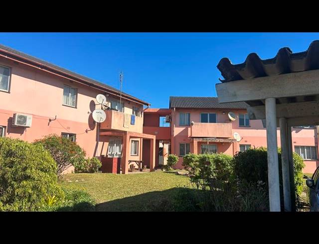 3 BEDROOM APARTMENT FOR SALE IN BRACKENHAM